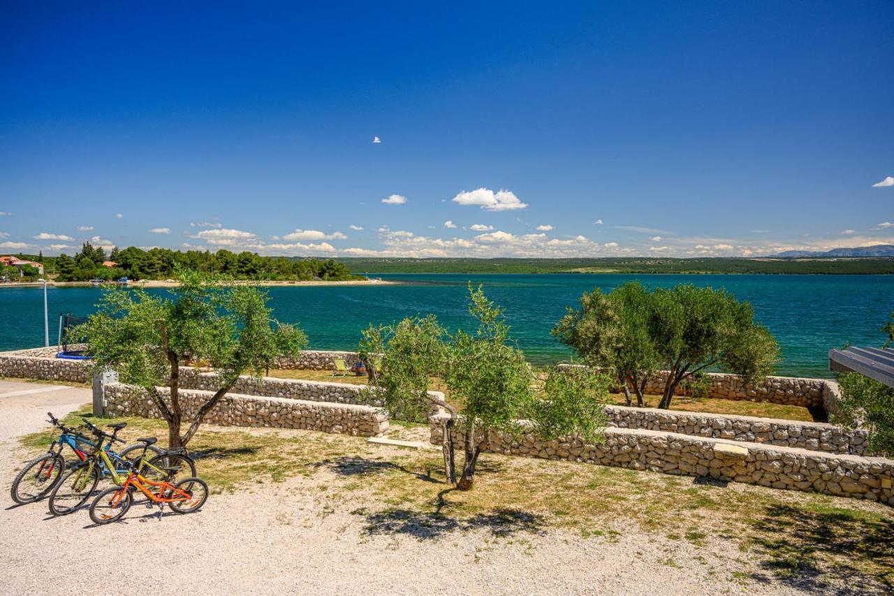 Sibenik Boats Apartment Raslina Ngoại thất bức ảnh