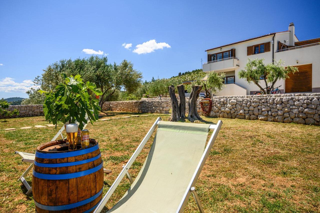 Sibenik Boats Apartment Raslina Ngoại thất bức ảnh