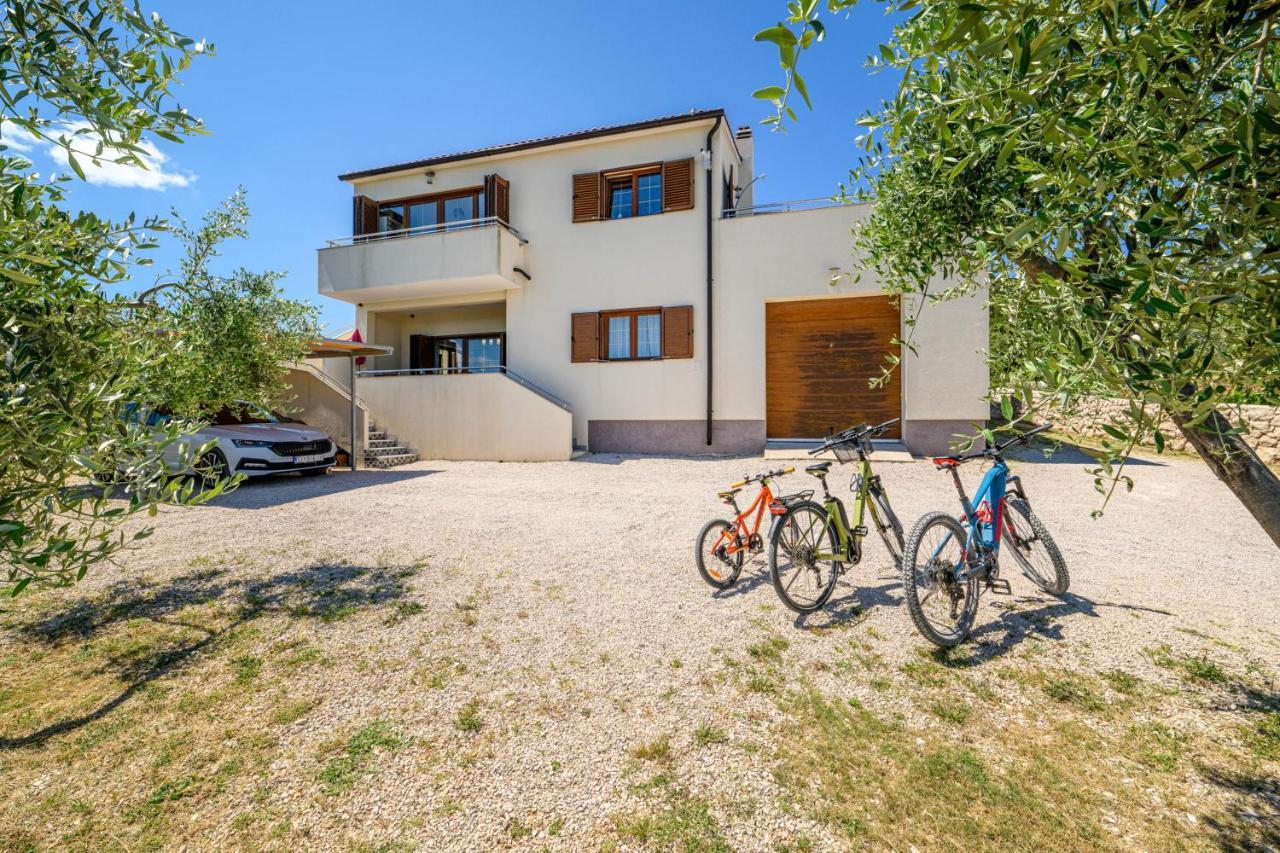 Sibenik Boats Apartment Raslina Ngoại thất bức ảnh