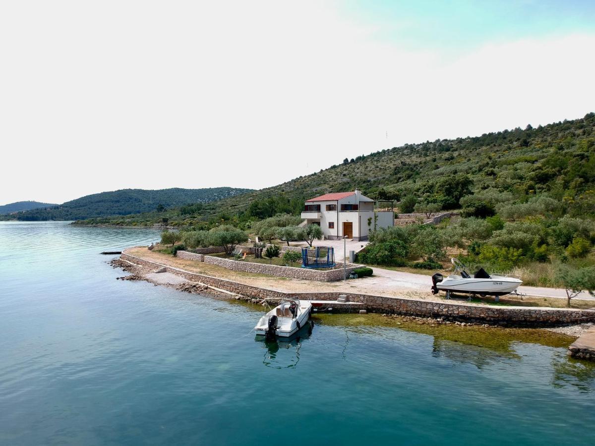Sibenik Boats Apartment Raslina Ngoại thất bức ảnh